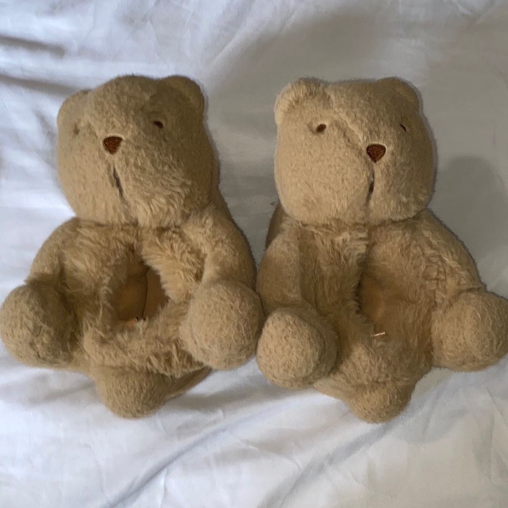 Gap teddy bear slippers